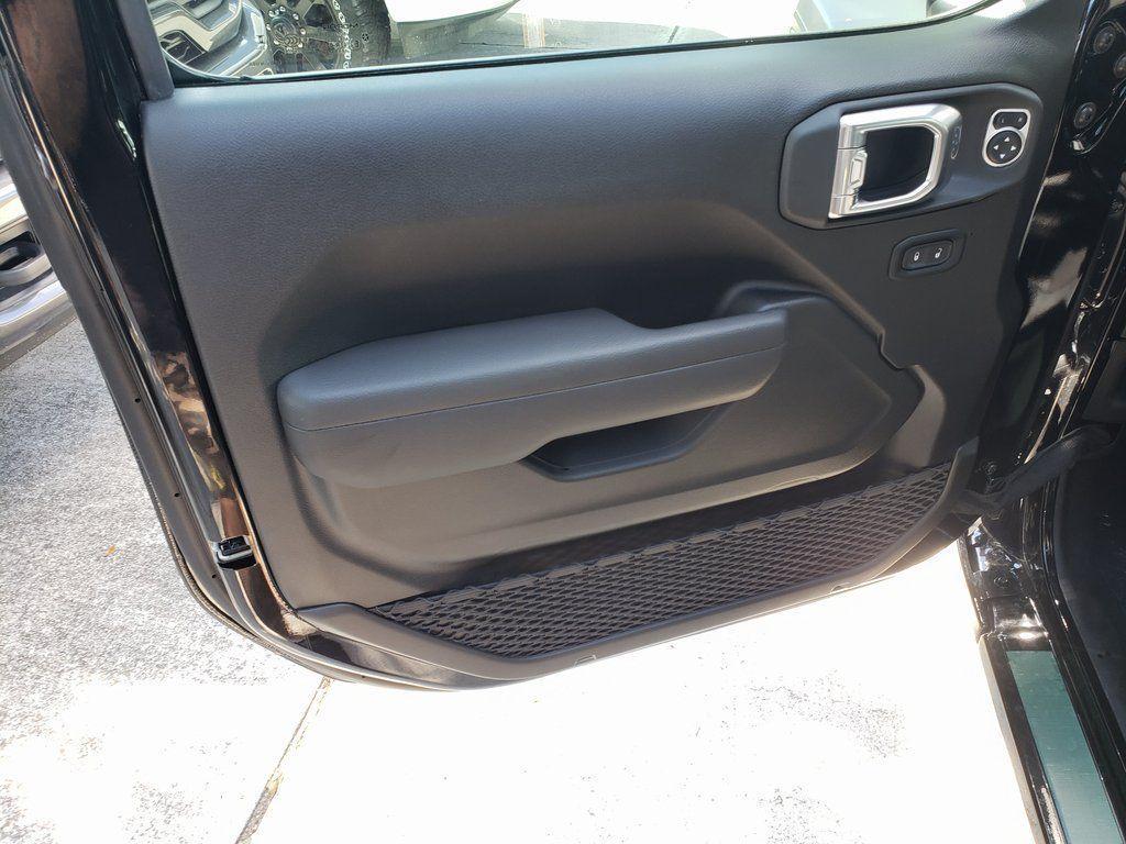 new 2026 Jeep Wrangler car, priced at $43,023