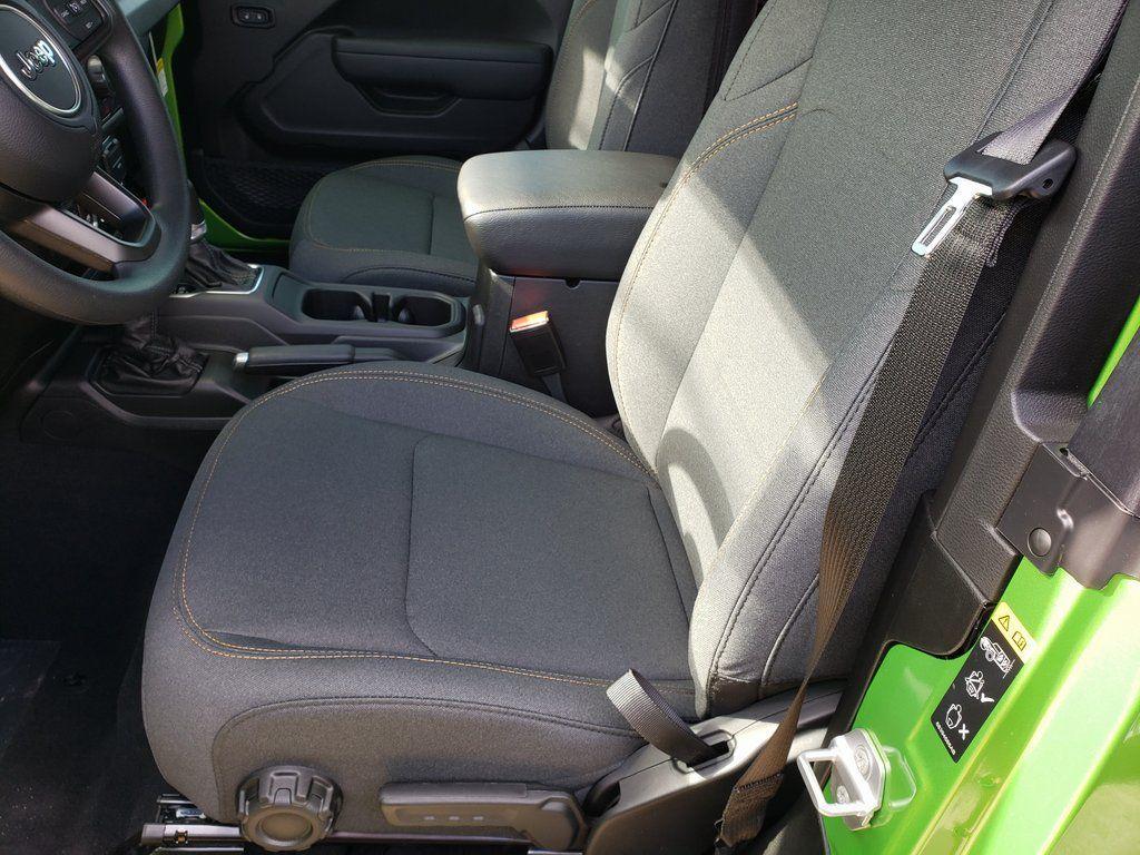 new 2026 Jeep Wrangler car, priced at $35,698