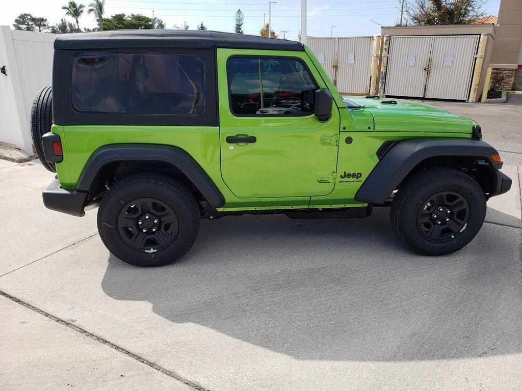 new 2026 Jeep Wrangler car, priced at $35,698