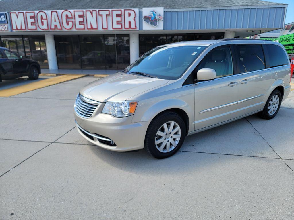 used 2015 Chrysler Town & Country car, priced at $10,111