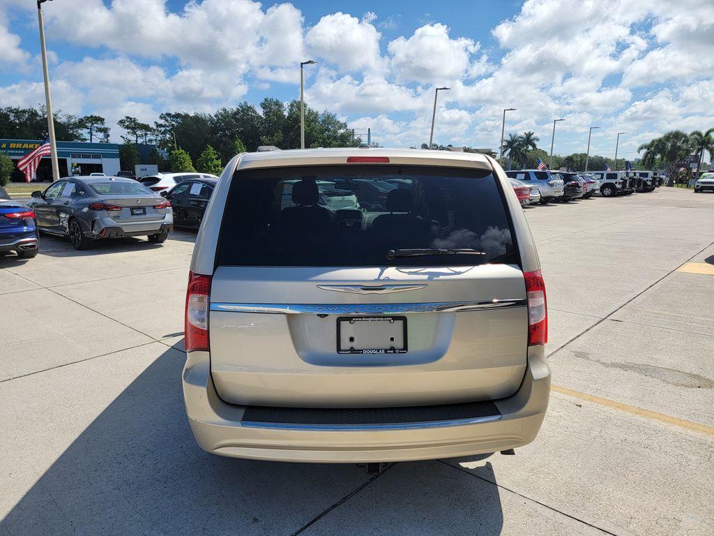 used 2015 Chrysler Town & Country car, priced at $10,111