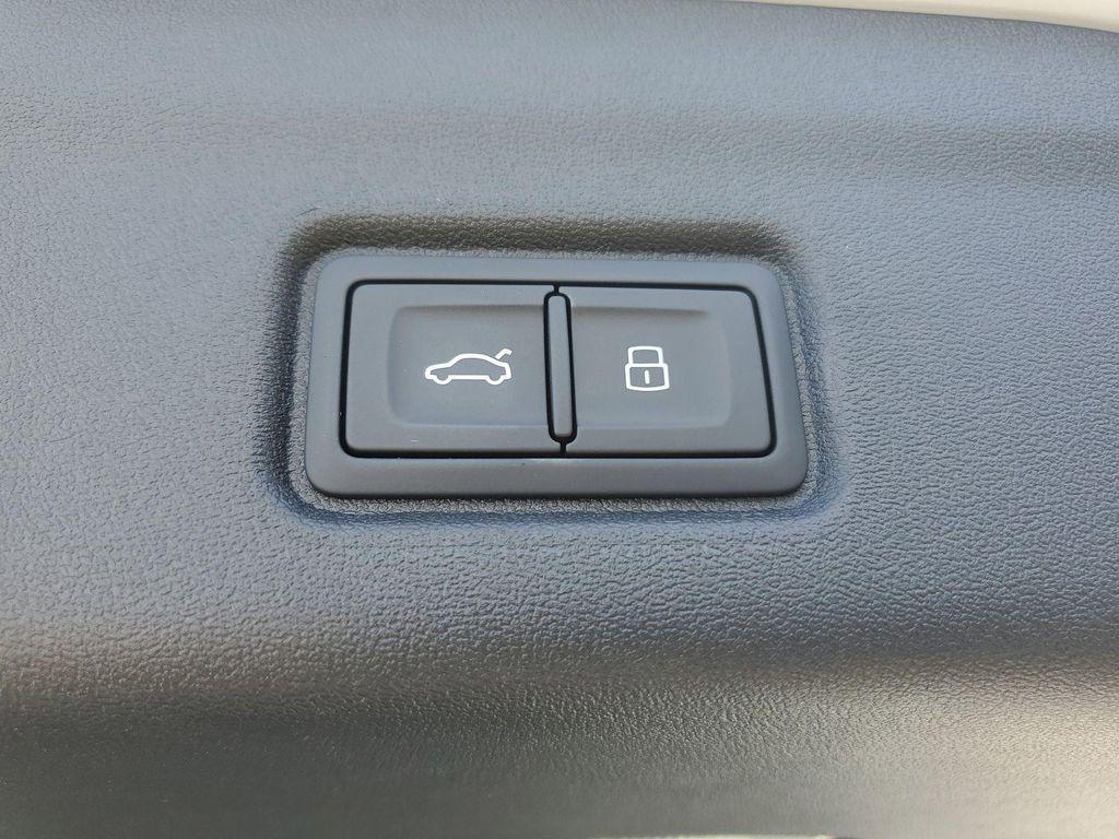 new 2025 Audi Q6 e-tron car, priced at $60,590