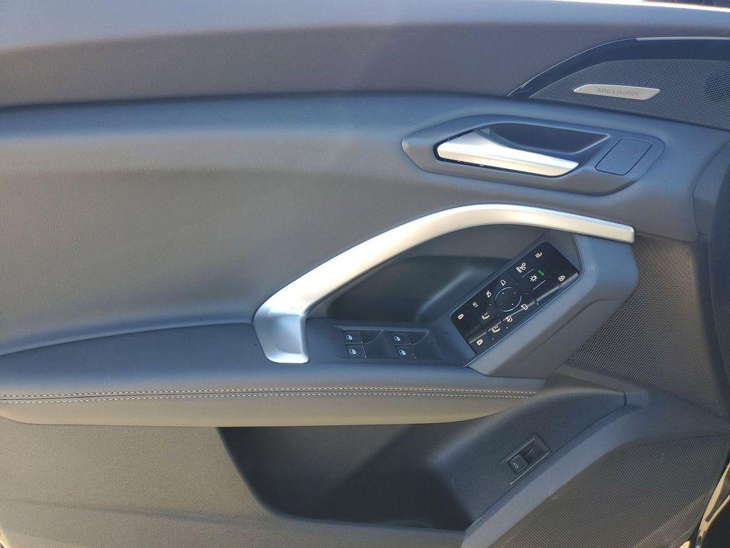 new 2025 Audi Q5 car, priced at $54,019