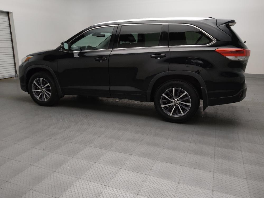 used 2017 Toyota Highlander car, priced at $23,295