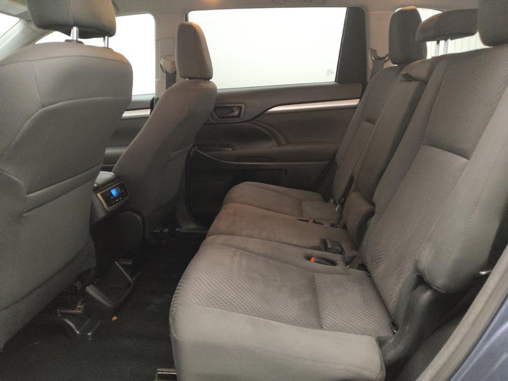 used 2018 Toyota Highlander car, priced at $21,195