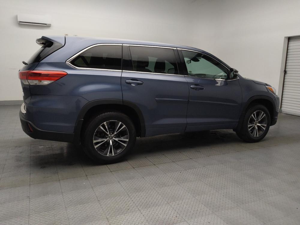 used 2018 Toyota Highlander car, priced at $21,195