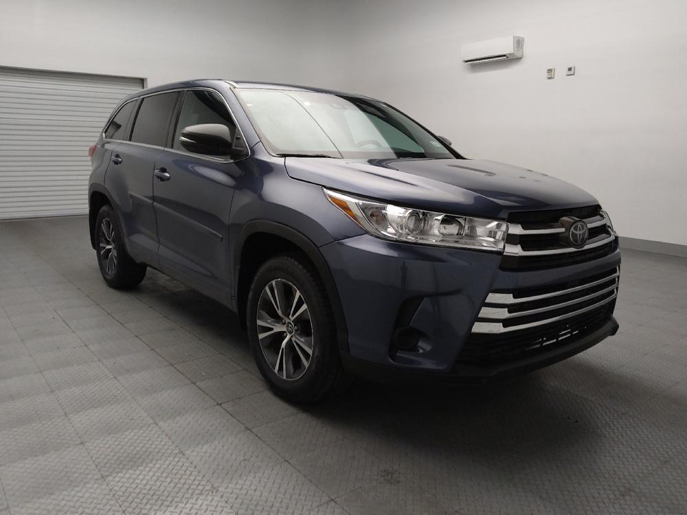 used 2018 Toyota Highlander car, priced at $21,195