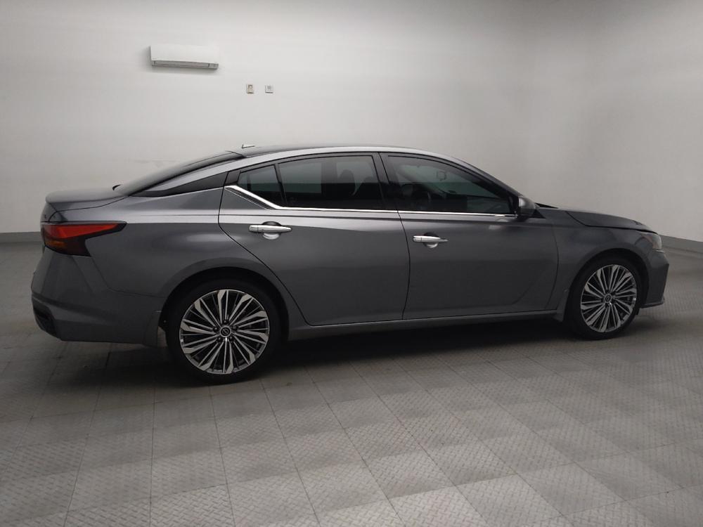 used 2023 Nissan Altima car, priced at $26,995