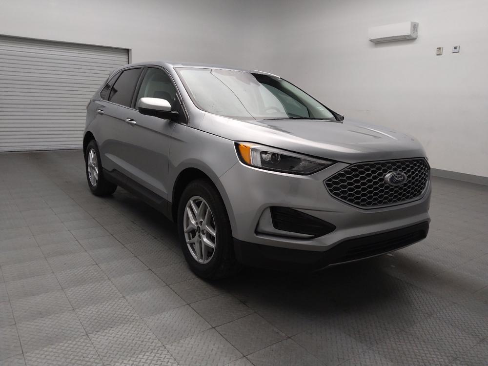 used 2024 Ford Edge car, priced at $27,095