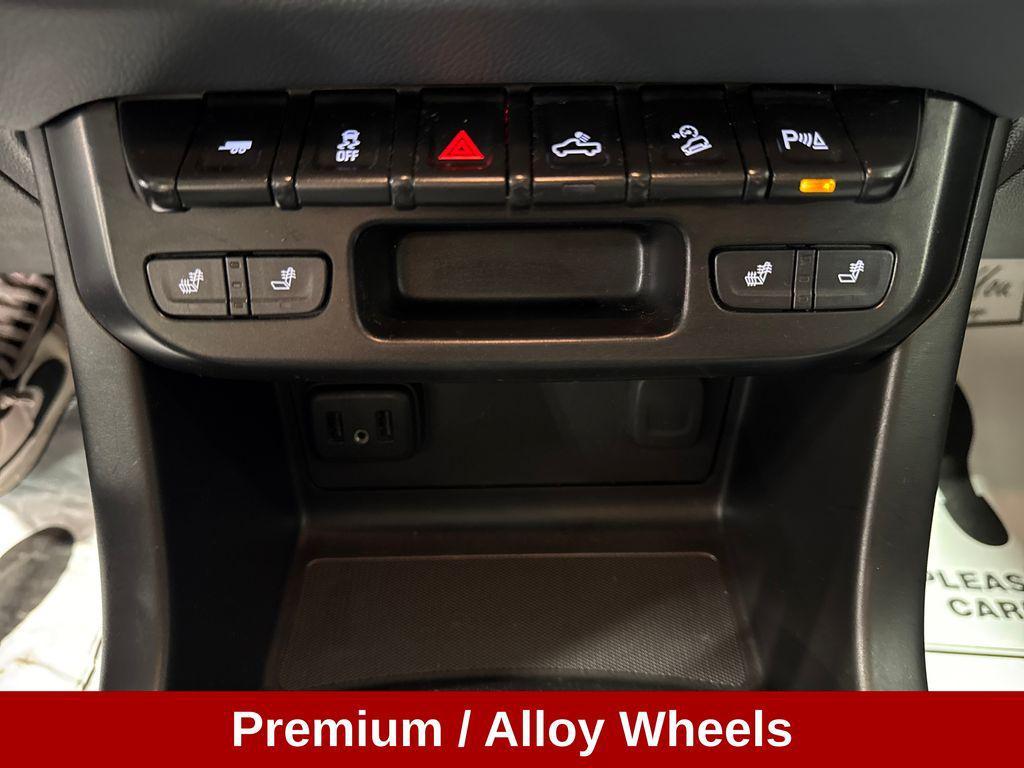 used 2021 Chevrolet Colorado car, priced at $30,000