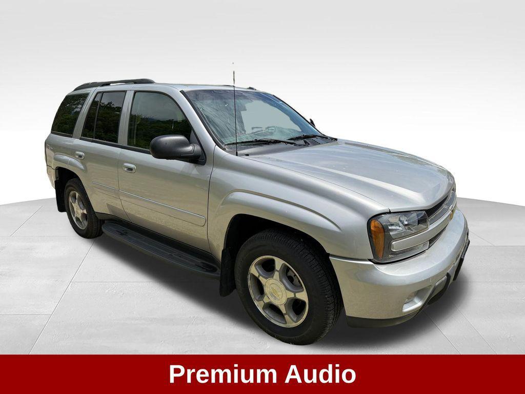 used 2005 Chevrolet TrailBlazer car, priced at $9,999