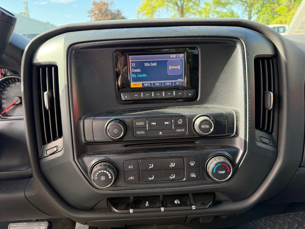 used 2014 Chevrolet Silverado 1500 car, priced at $14,629
