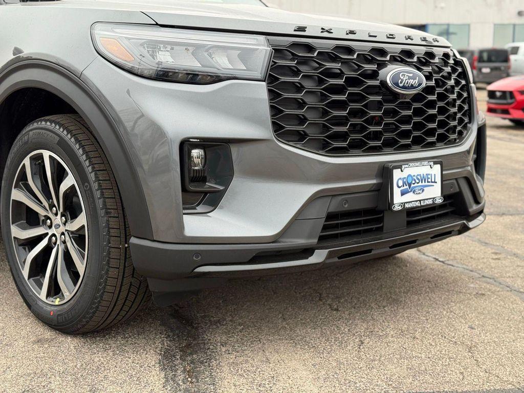 new 2026 Ford Explorer car, priced at $45,511
