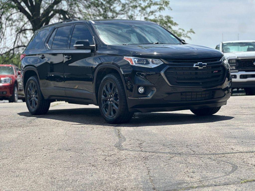 used 2021 Chevrolet Traverse car, priced at $27,874