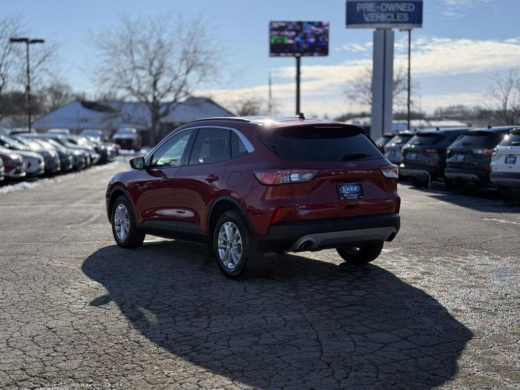 used 2022 Ford Escape car, priced at $15,667