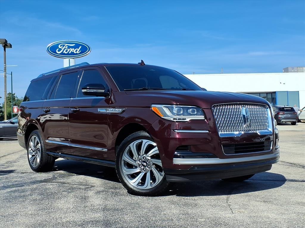 used 2024 Lincoln Navigator car, priced at $59,496