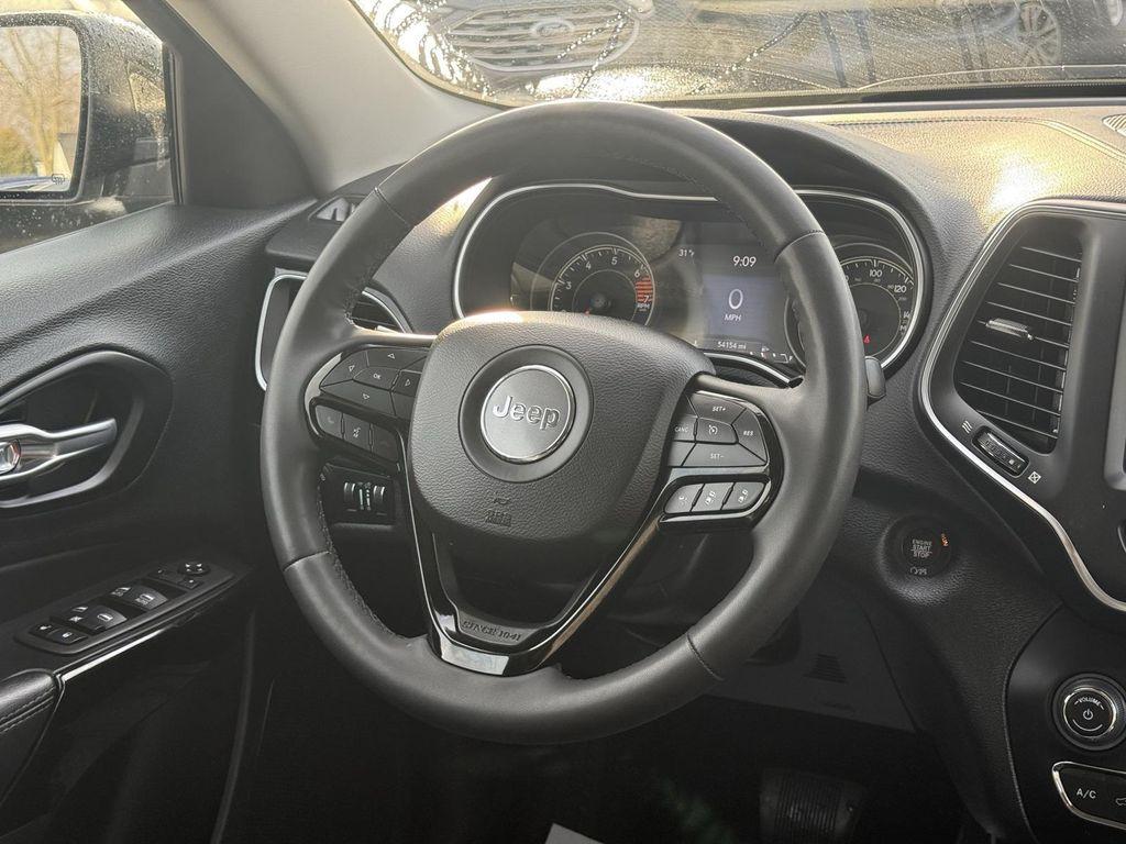 used 2023 Jeep Cherokee car, priced at $23,496