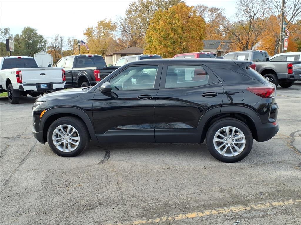 used 2024 Chevrolet TrailBlazer car, priced at $22,996