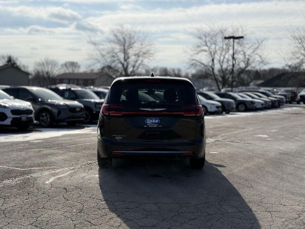 used 2023 Chrysler Pacifica car, priced at $25,496