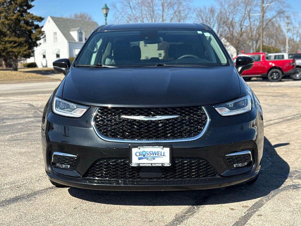 used 2023 Chrysler Pacifica car, priced at $25,496