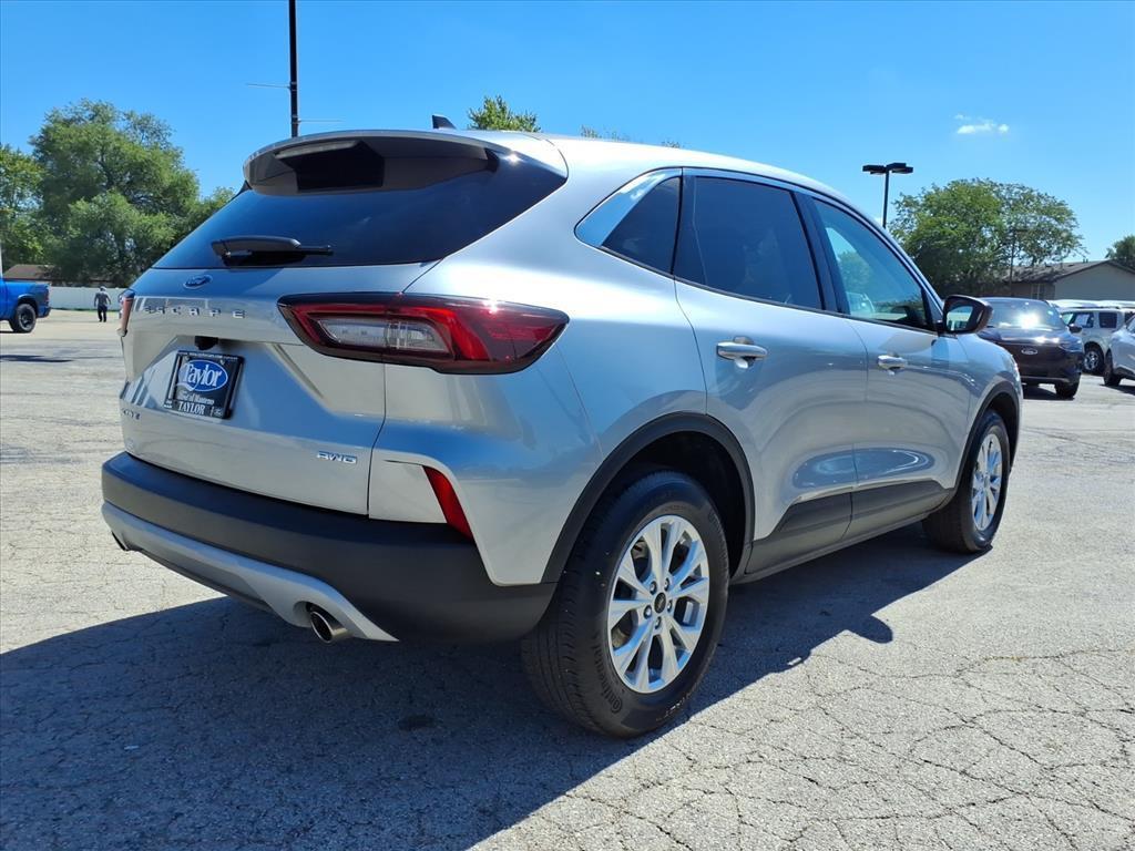 used 2023 Ford Escape car, priced at $25,100