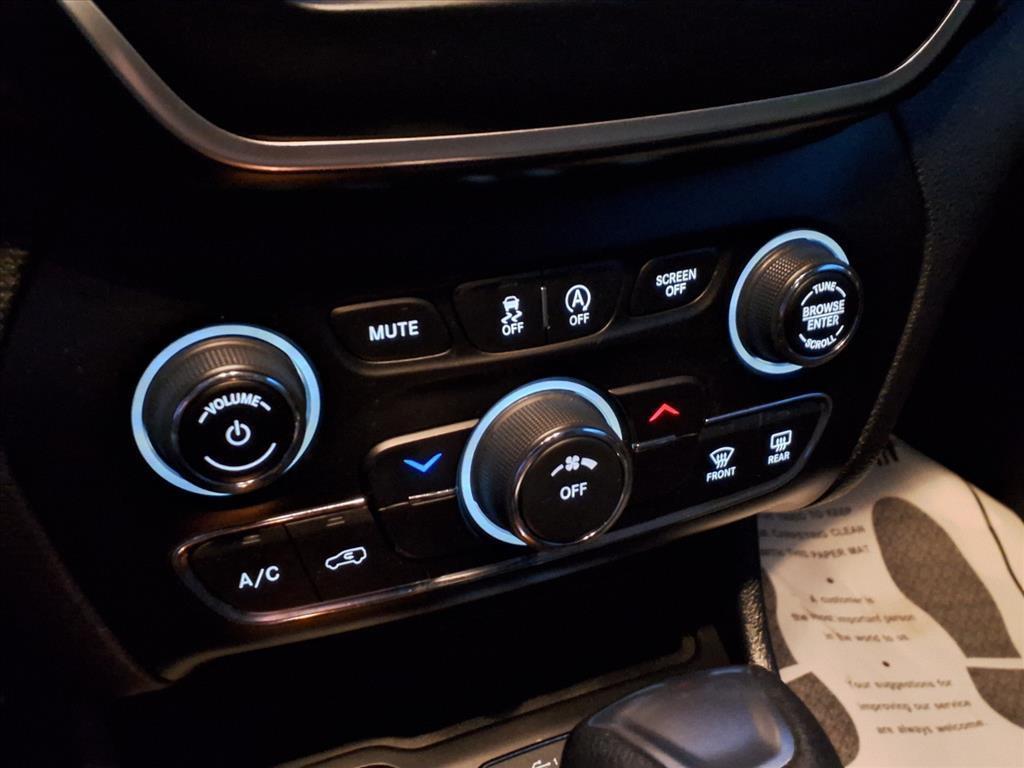 used 2020 Jeep Cherokee car, priced at $22,496