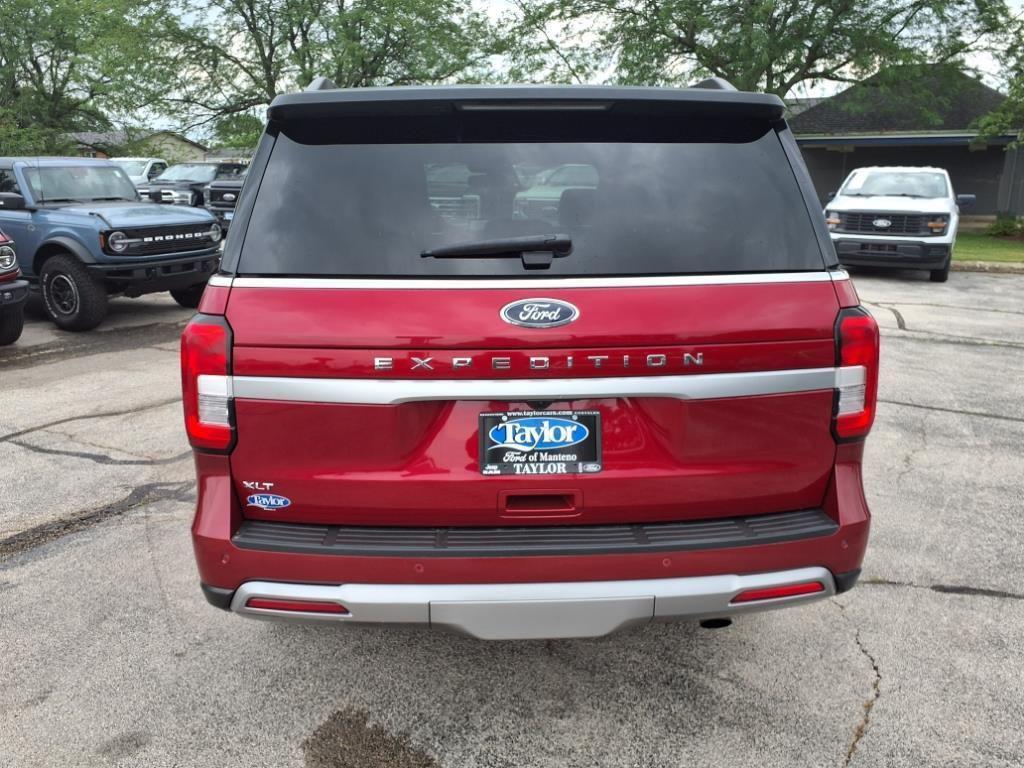 used 2022 Ford Expedition car, priced at $40,776