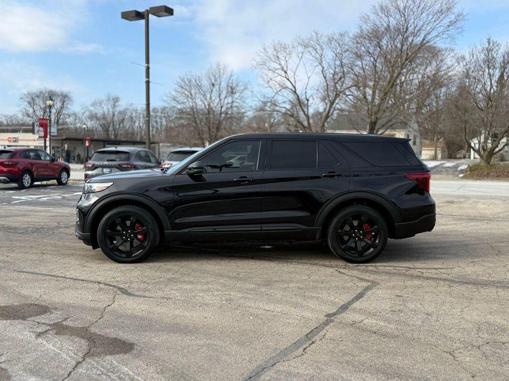 used 2022 Ford Explorer car, priced at $35,996