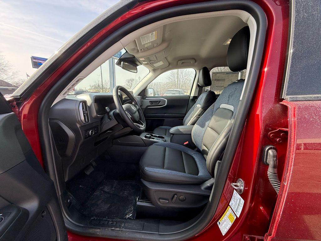 new 2025 Ford Bronco Sport car, priced at $36,304