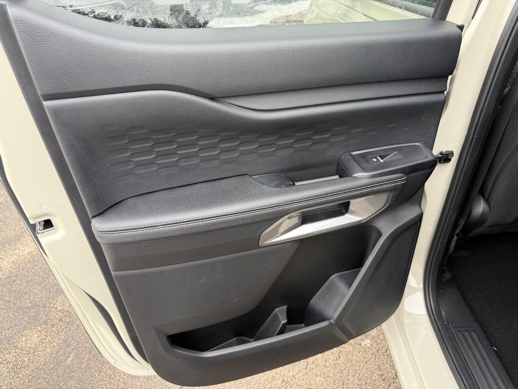 new 2025 Ford Ranger car, priced at $39,981