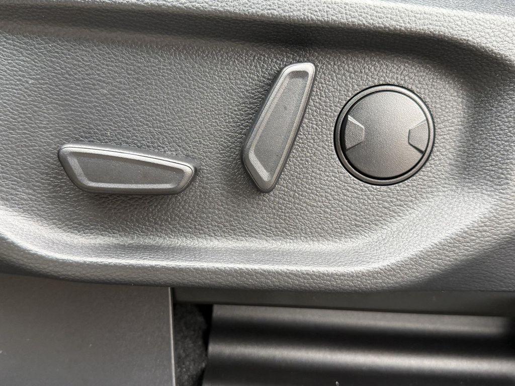 new 2025 Ford Ranger car, priced at $39,981