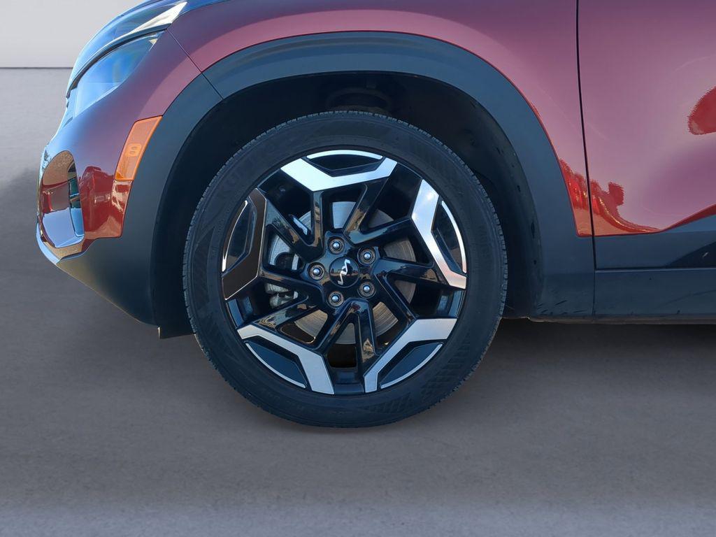 used 2024 Kia Seltos car, priced at $23,181