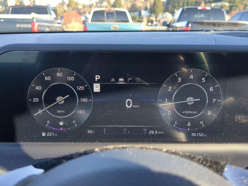 used 2024 Kia Seltos car, priced at $23,181