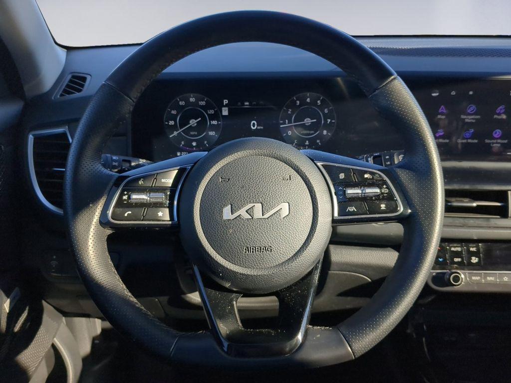 used 2024 Kia Seltos car, priced at $23,181