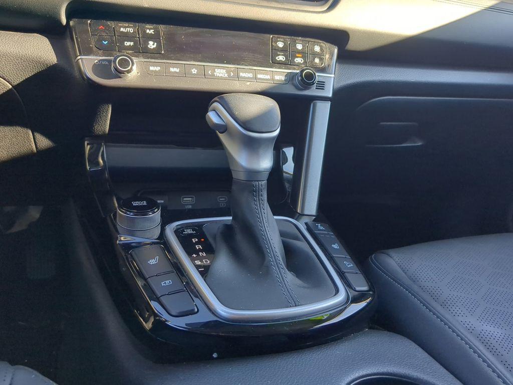 used 2024 Kia Seltos car, priced at $23,181