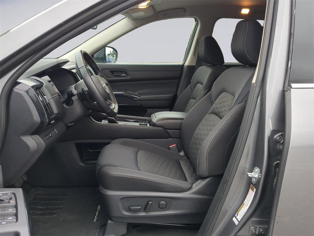 used 2024 Nissan Pathfinder car, priced at $29,881