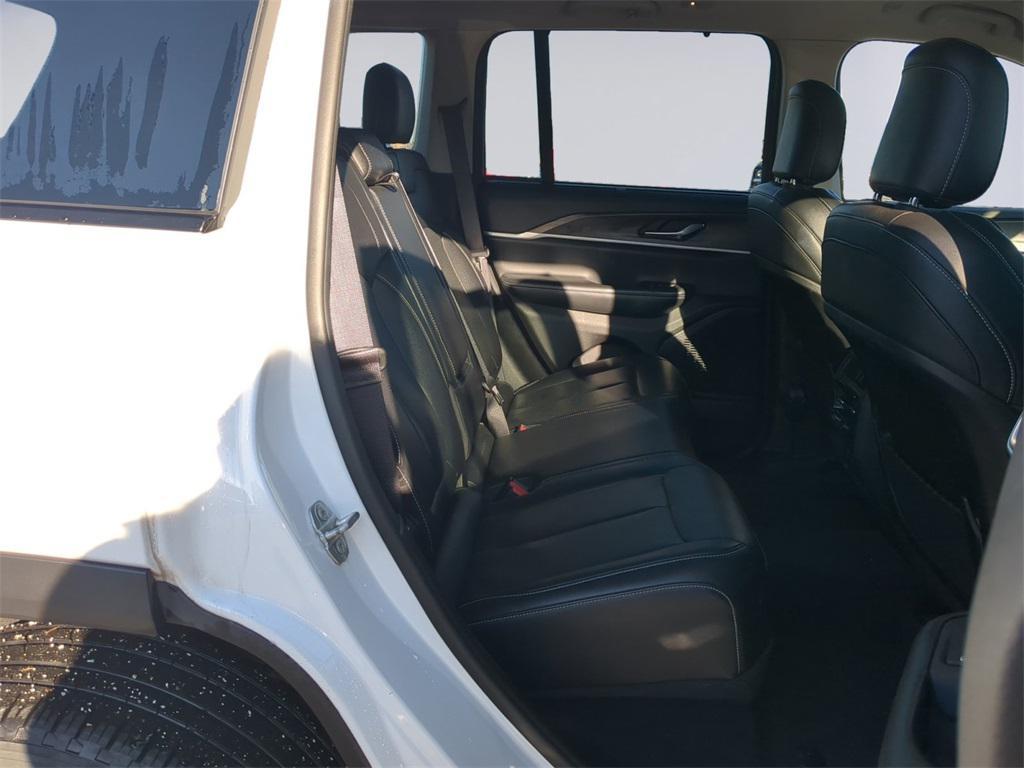 used 2023 Jeep Grand Cherokee car, priced at $30,181