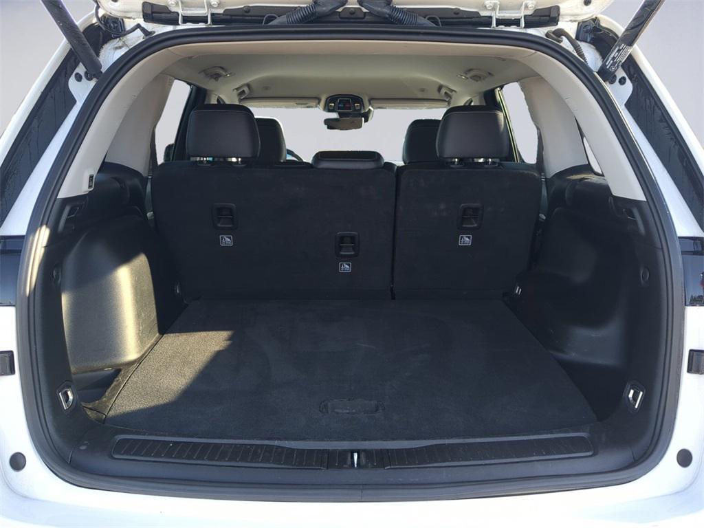 used 2023 Jeep Grand Cherokee car, priced at $30,181