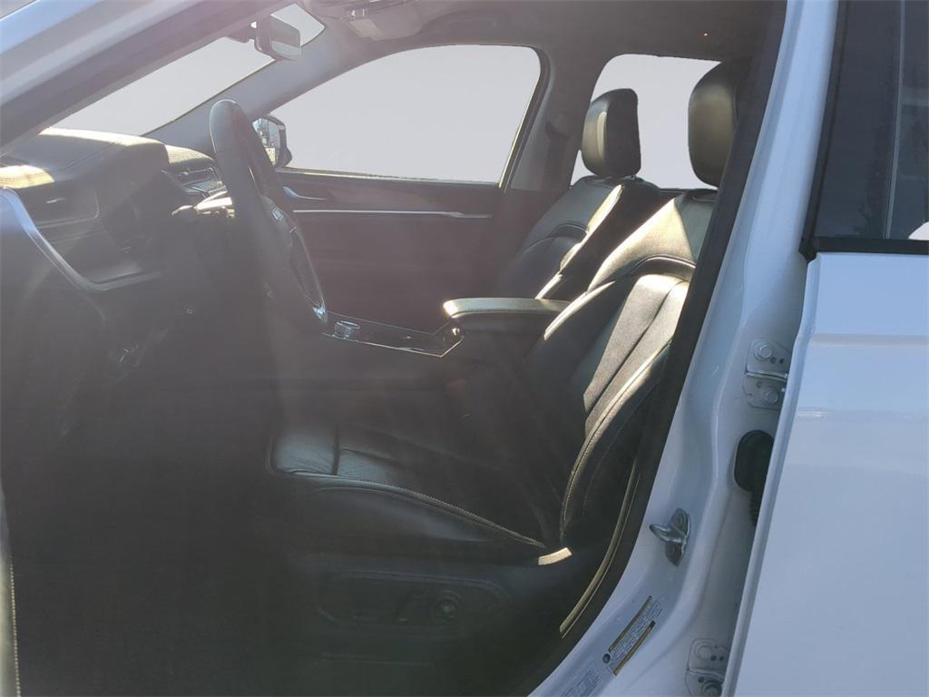 used 2023 Jeep Grand Cherokee car, priced at $30,181