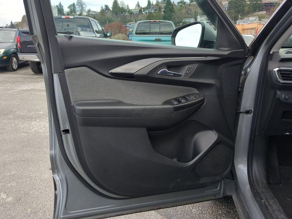 used 2023 Chevrolet TrailBlazer car, priced at $20,981