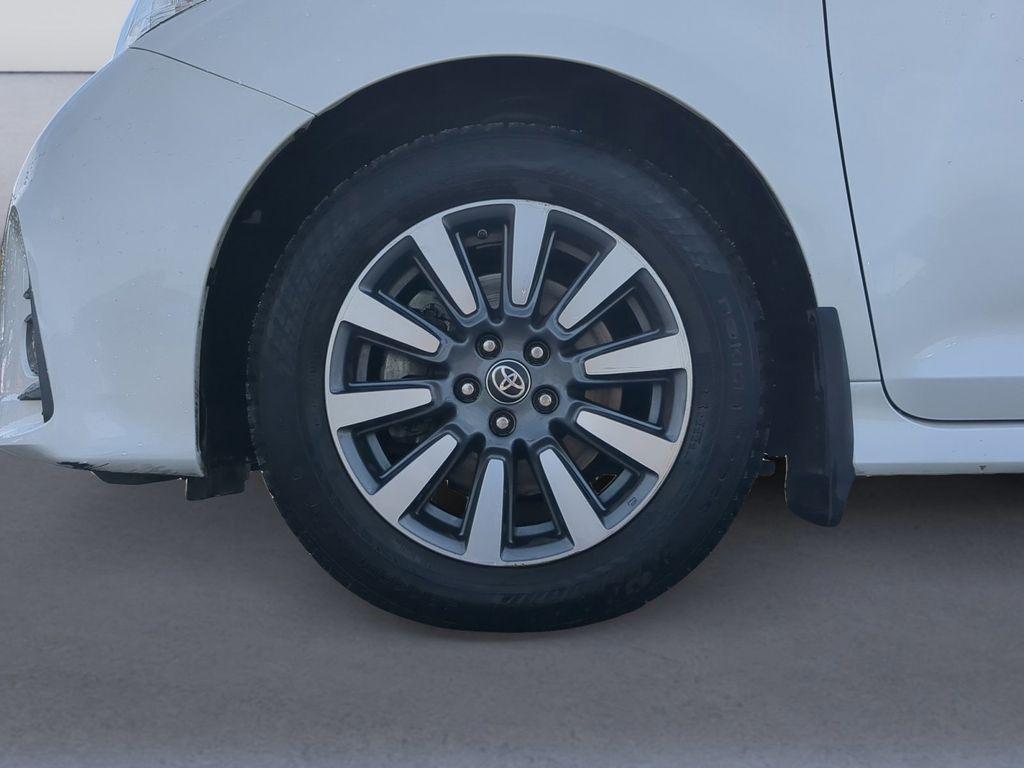 used 2020 Toyota Sienna car, priced at $33,981