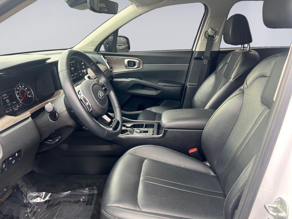 used 2021 Kia Sorento car, priced at $22,681
