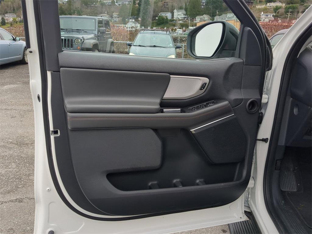 used 2025 Ford Expedition car, priced at $59,681