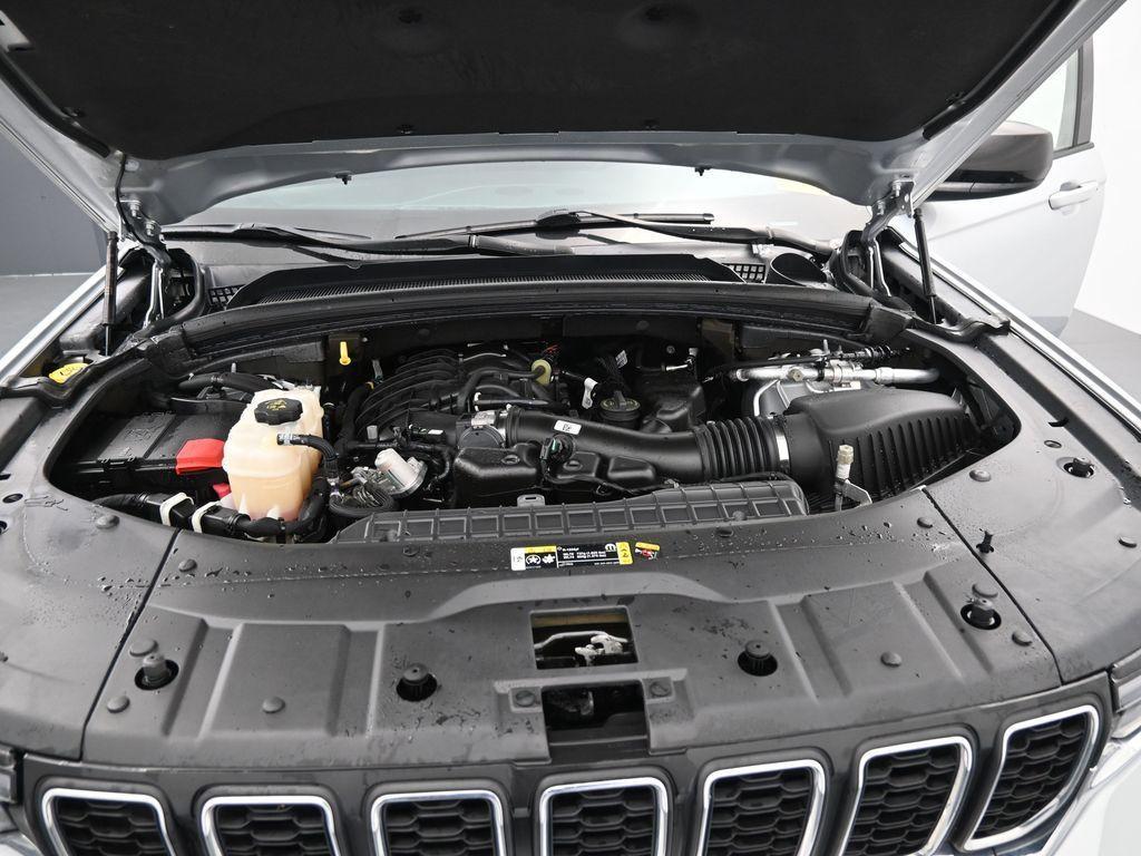 used 2023 Jeep Grand Cherokee car, priced at $23,464