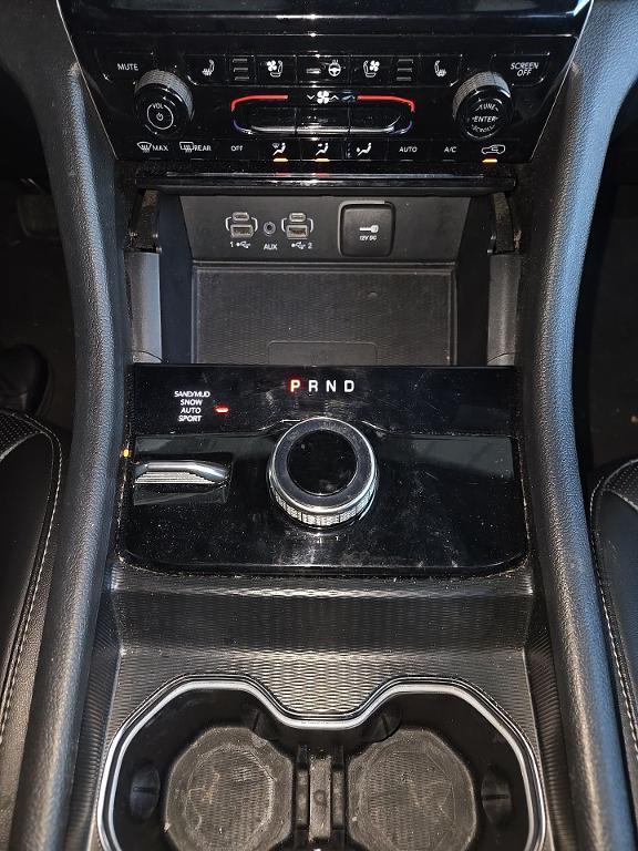 used 2024 Jeep Grand Cherokee L car, priced at $32,947