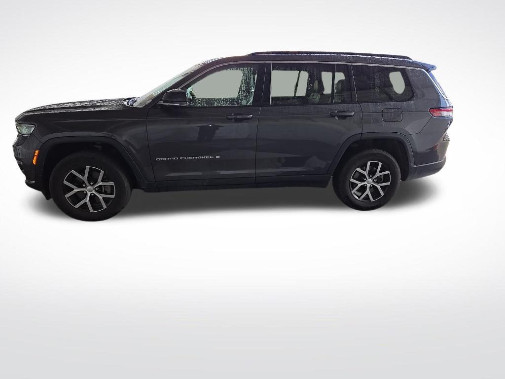 used 2024 Jeep Grand Cherokee L car, priced at $32,947