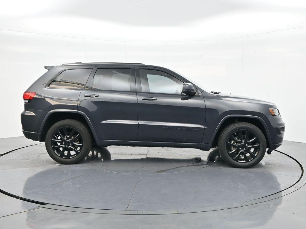 used 2018 Jeep Grand Cherokee car, priced at $14,932