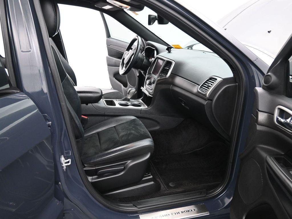 used 2018 Jeep Grand Cherokee car, priced at $14,932