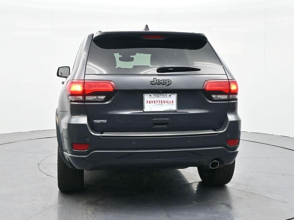 used 2018 Jeep Grand Cherokee car, priced at $14,932