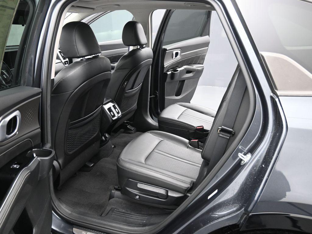 used 2022 Kia Sorento car, priced at $19,587